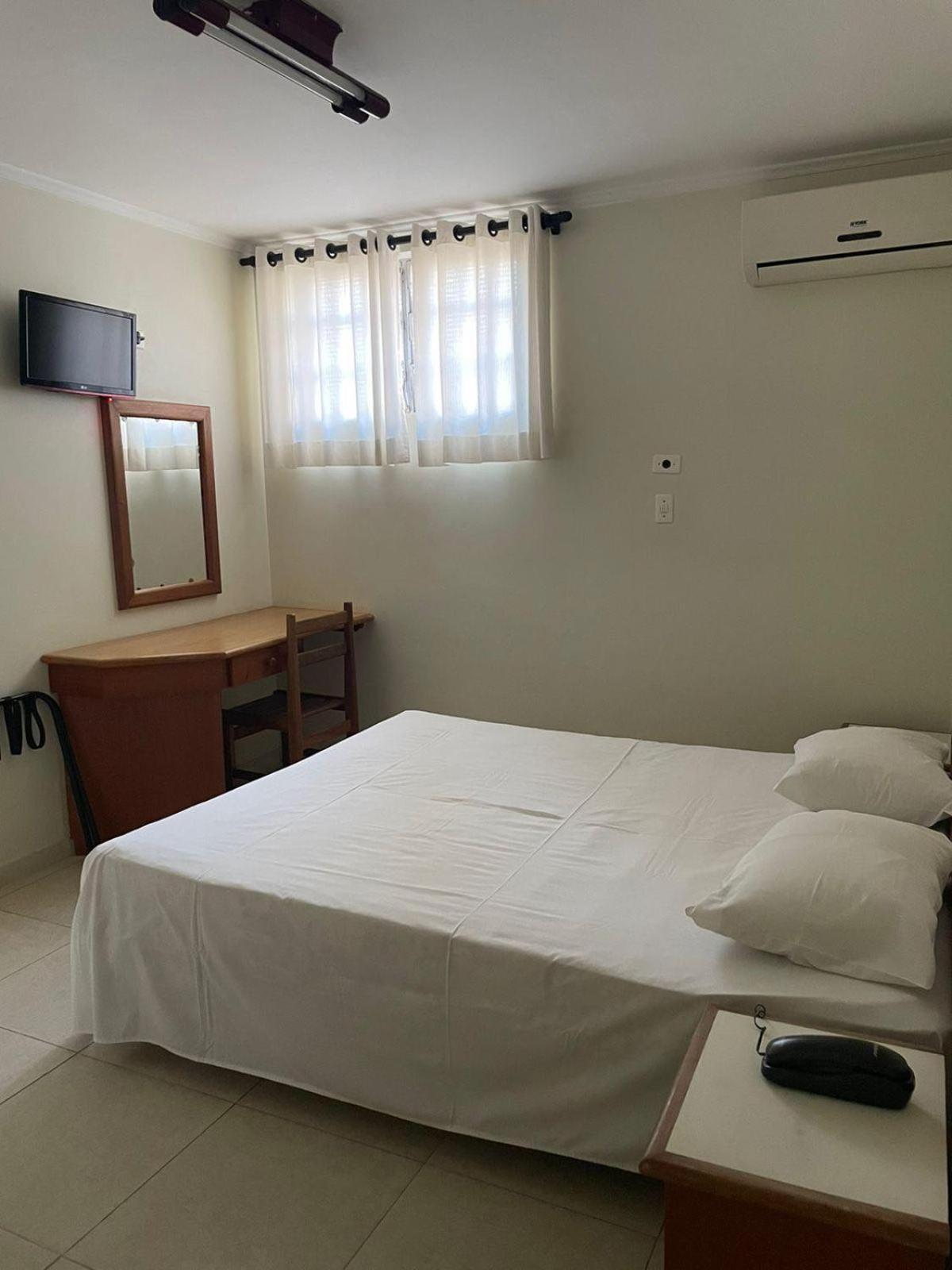 Regio Plaza Hotel Ourinhos Esterno foto